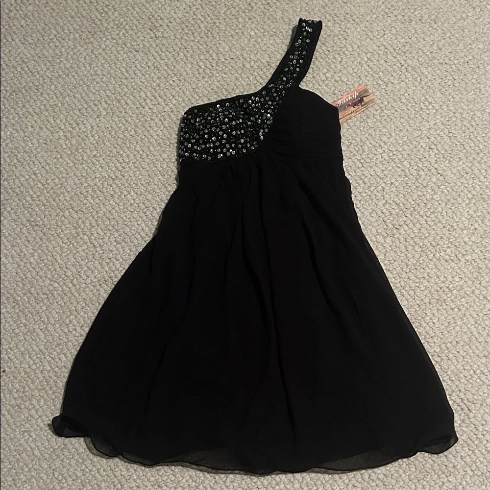 Elegant Black One-Shoulder Kids Dress